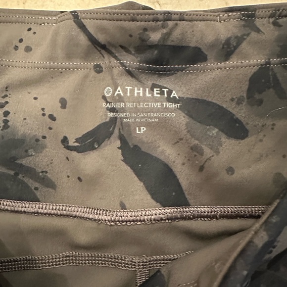 Athleta Ranier tight - Picture 4 of 5